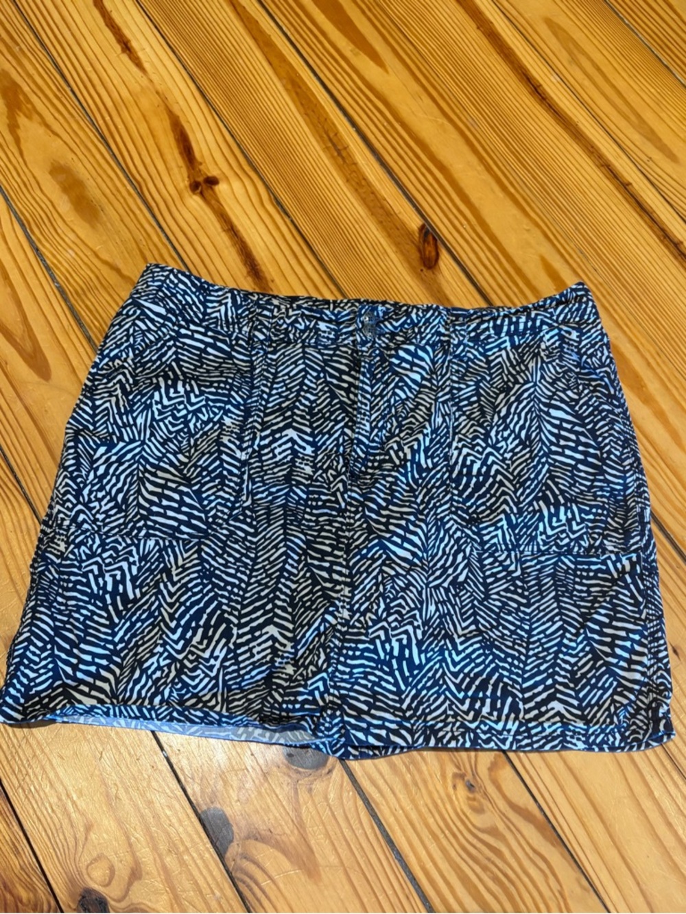 Lee Natural Fit Navy and Cream Patterned Skirt
